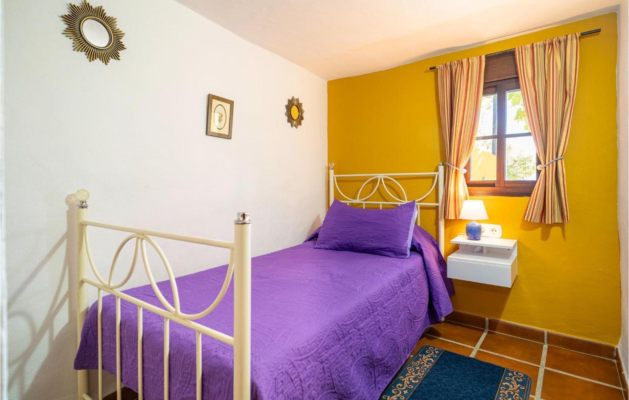 Amazing Cottage In Algatocin With Kitchen 외부 사진