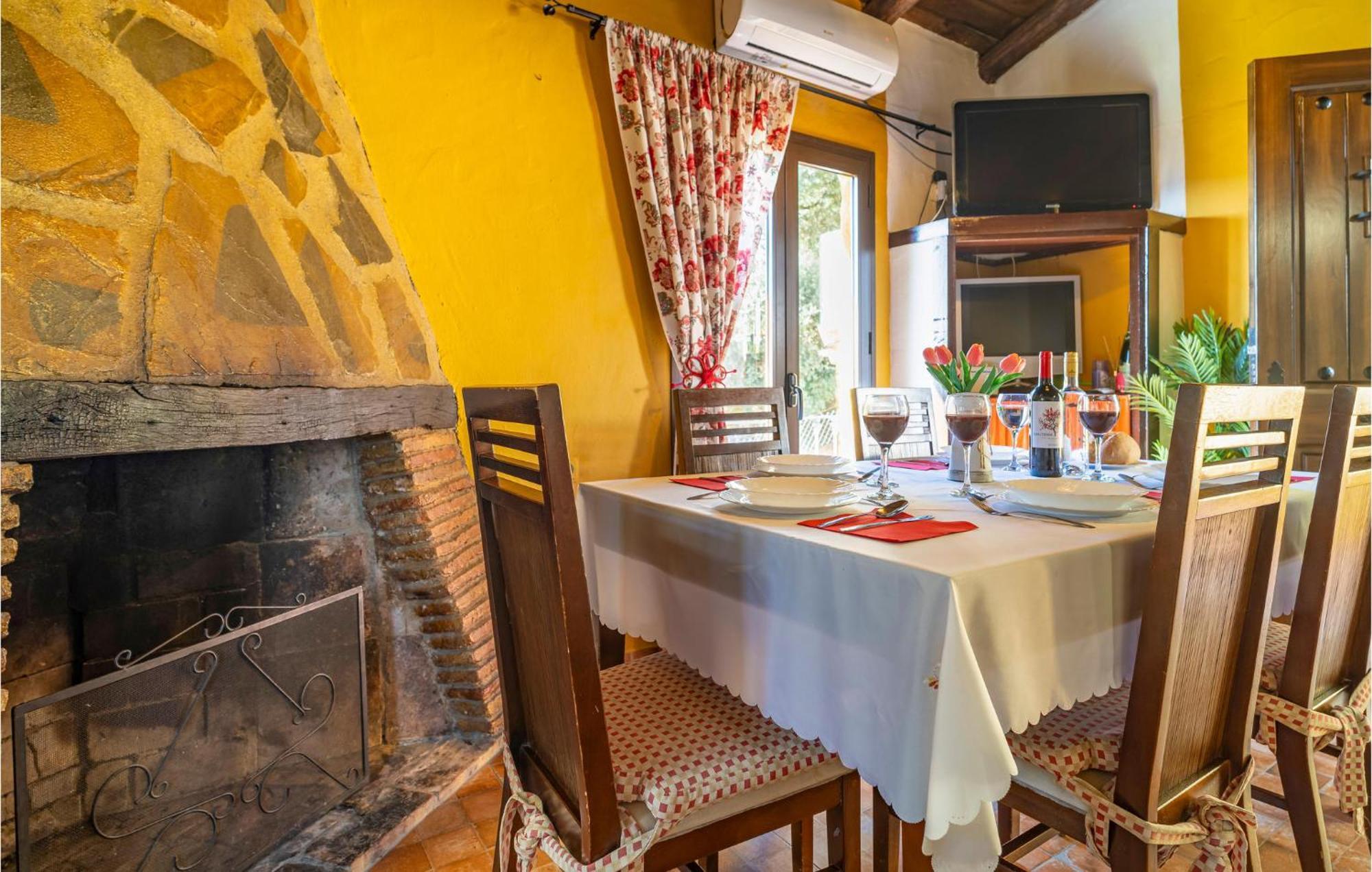 Amazing Cottage In Algatocin With Kitchen 외부 사진